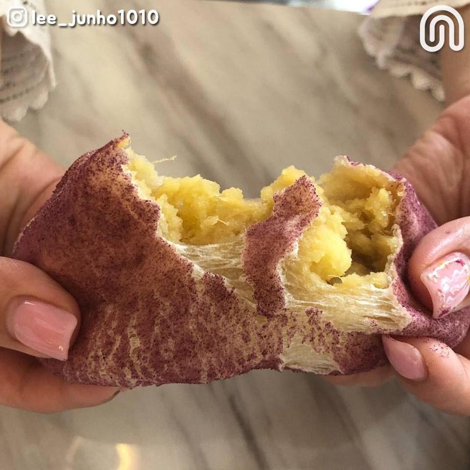 地瓜麵包內部，印度是地瓜味或其他水果甜味的神奇組合，韓國點心的鮮明薯味外型。